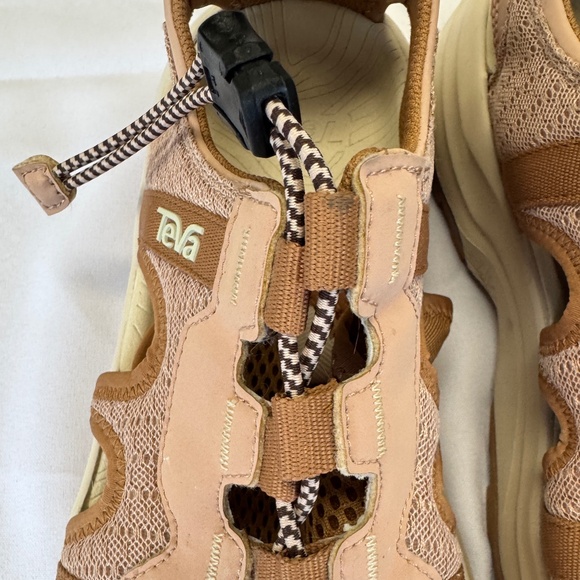 Teva Outflow CT Sandals Maple Sugar/Lion Size 11 - Picture 5 of 10